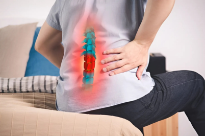 ĐAU BUỐT SỐNG LƯNG LÀ DẤU HIỆU BỆNH GÌ? 5 VẤN ĐỀ SỨC KHỎE CẦN CẢNH GIÁC